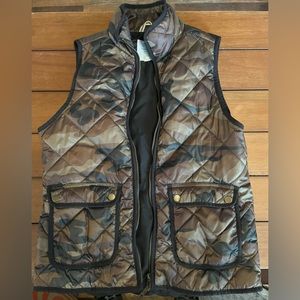Camo vest